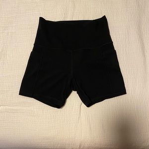 NWOT Athleta biker shorts